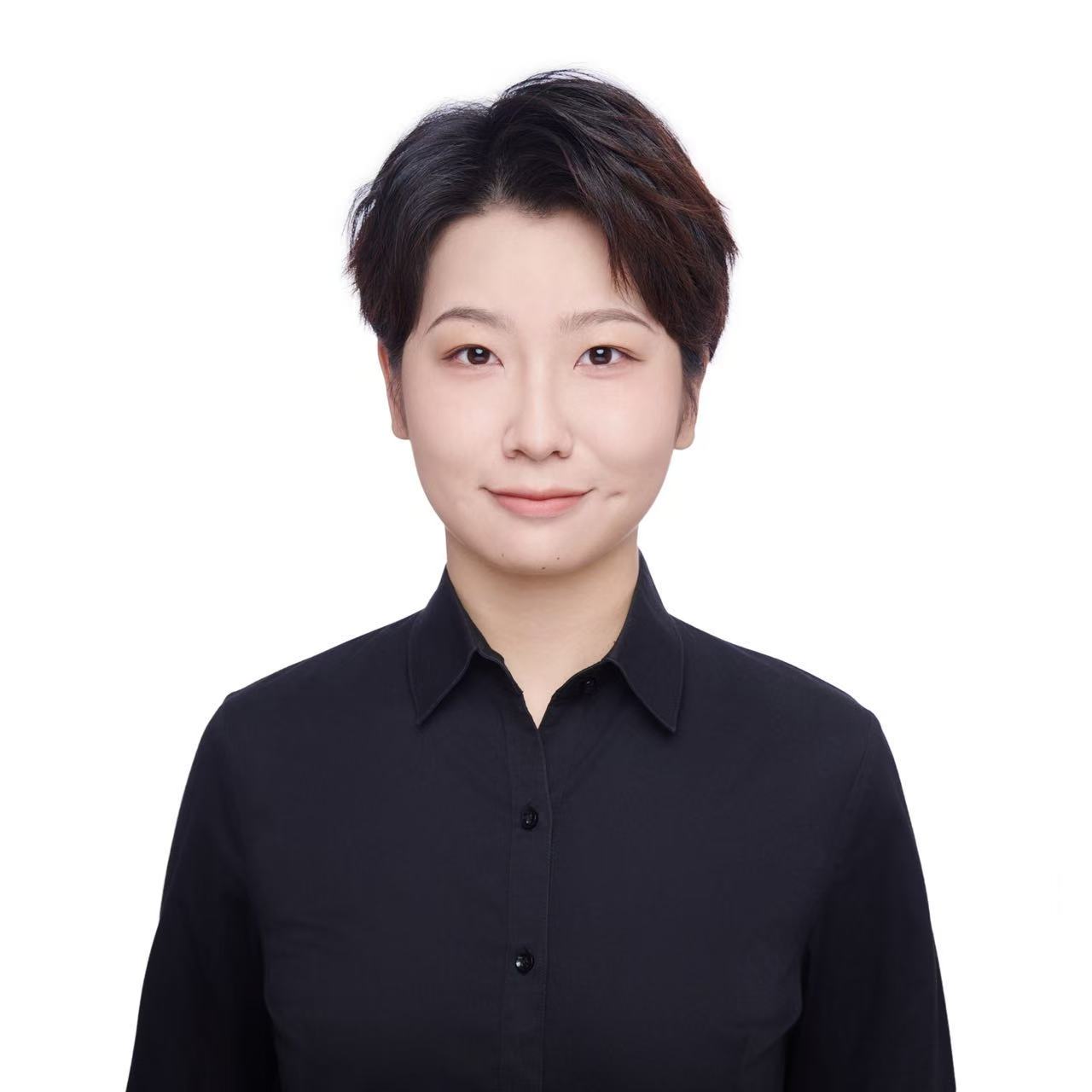 Hanxiu Zhang（张晗修）